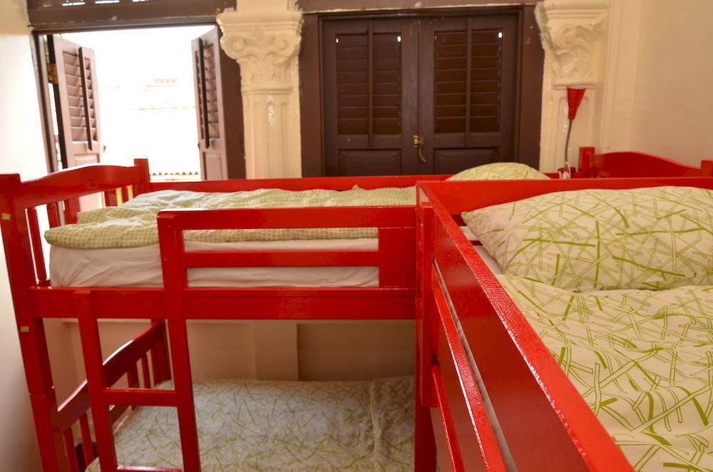 Cube Boutique Capsule Hotel At Kampong Glam Singapore Exterior photo